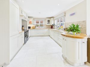 Kitchen- click for photo gallery